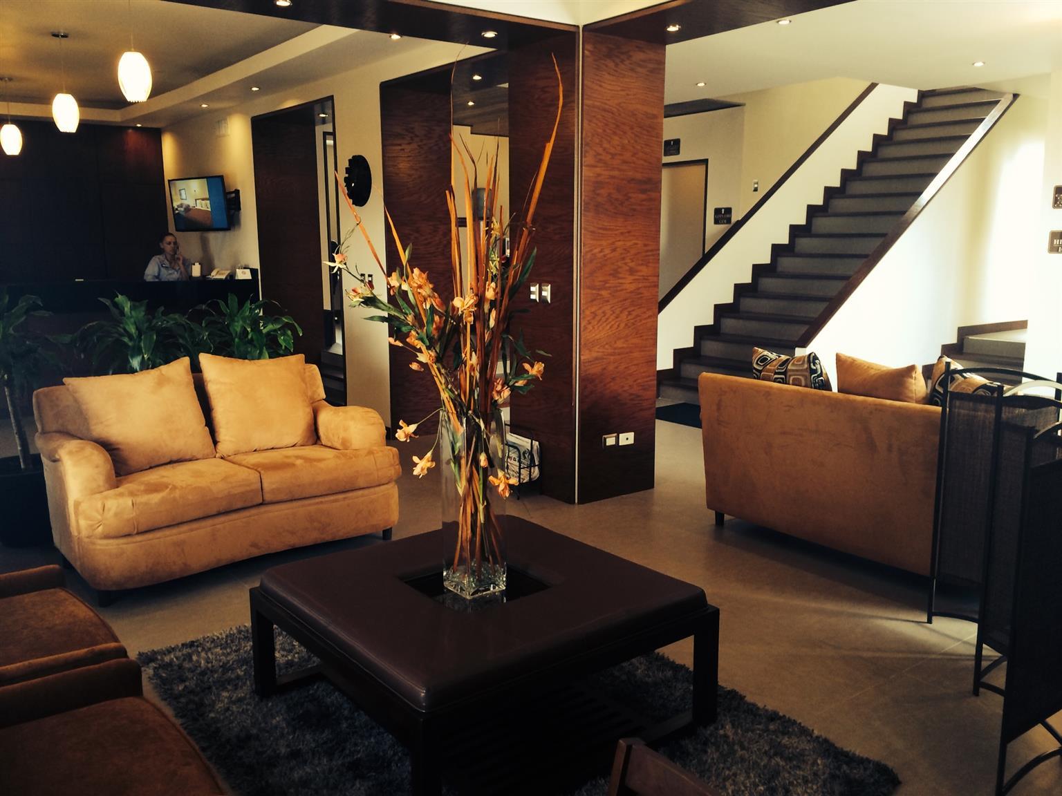 Best Western Cumbres Inn Cd. Cuauhtemoc Esterno foto