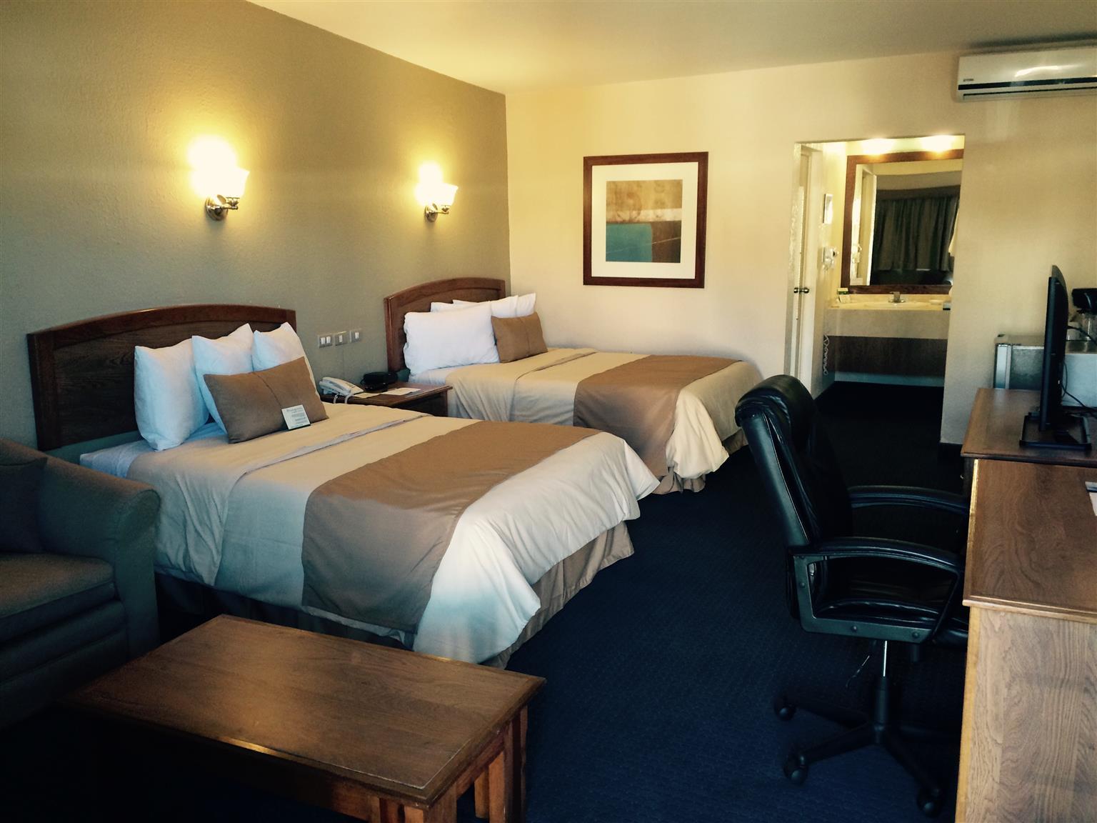 Best Western Cumbres Inn Cd. Cuauhtemoc Esterno foto