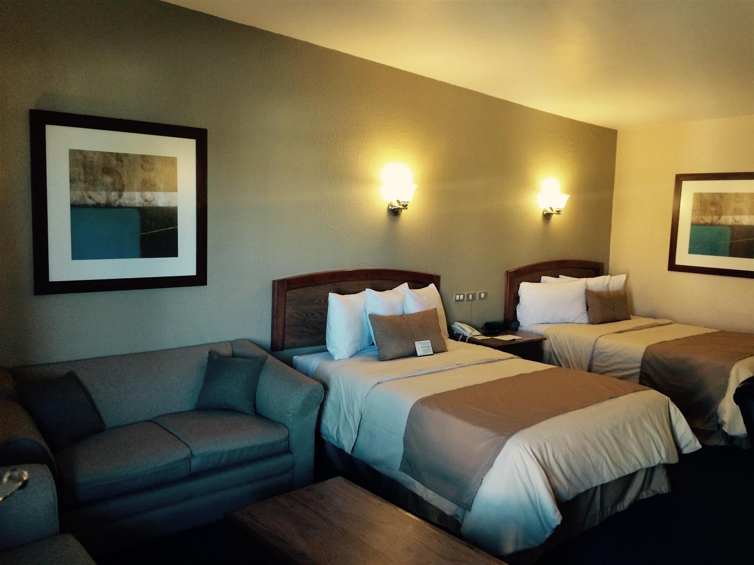 Best Western Cumbres Inn Cd. Cuauhtemoc Esterno foto
